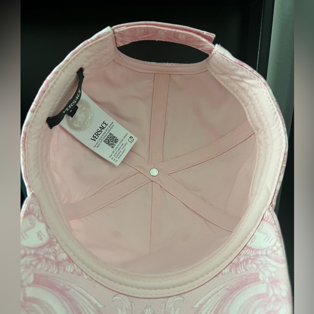 New Versace Barocco Pink Hat - Picture 5 of 5